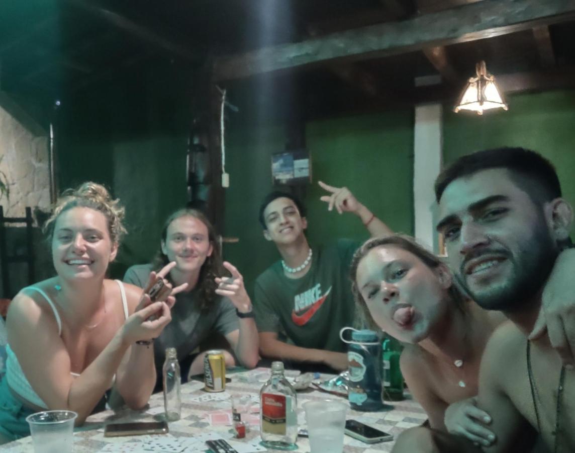 Hostal Moai Montañita Exteriér fotografie