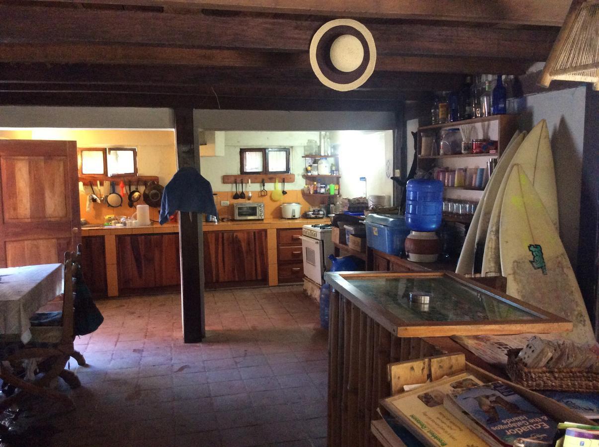 Hostal Moai Montañita Exteriér fotografie