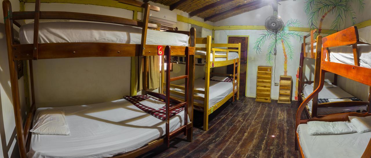 Hostal Moai Montañita Exteriér fotografie