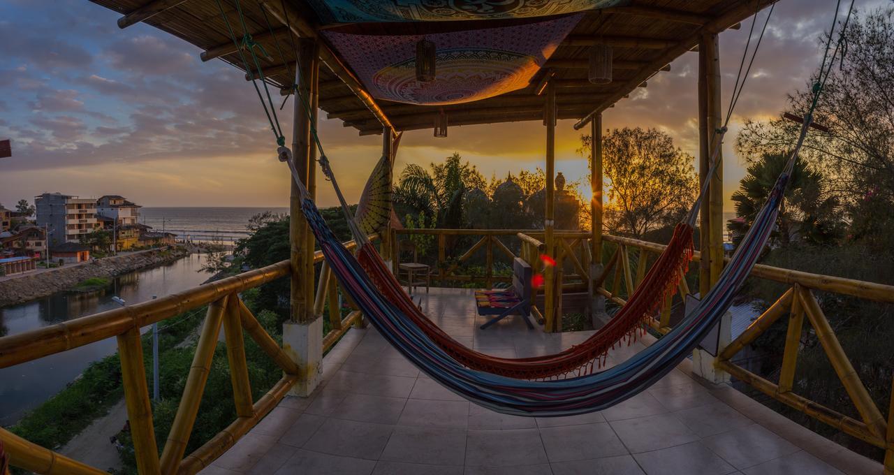 Hostal Moai Montañita Exteriér fotografie